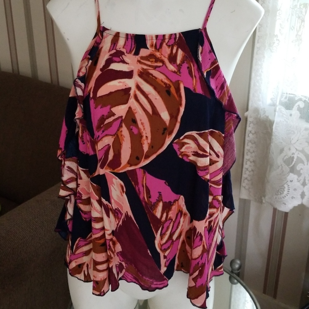 Super cute hot weather top